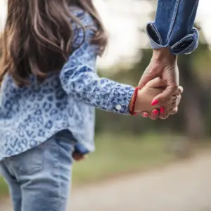 WillWise Protect whats important - holding hands
